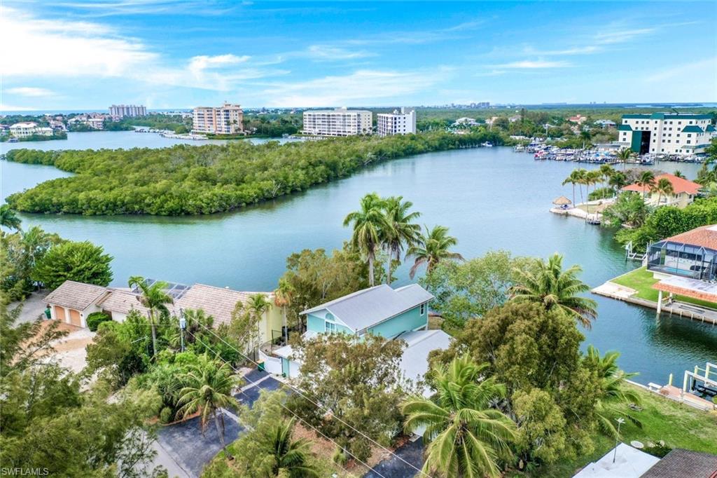 LITTLE HICKORY SHORES - Residential