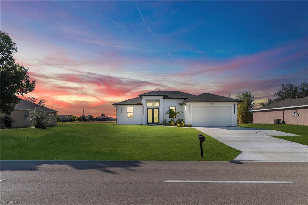 CAPE CORAL - Residential