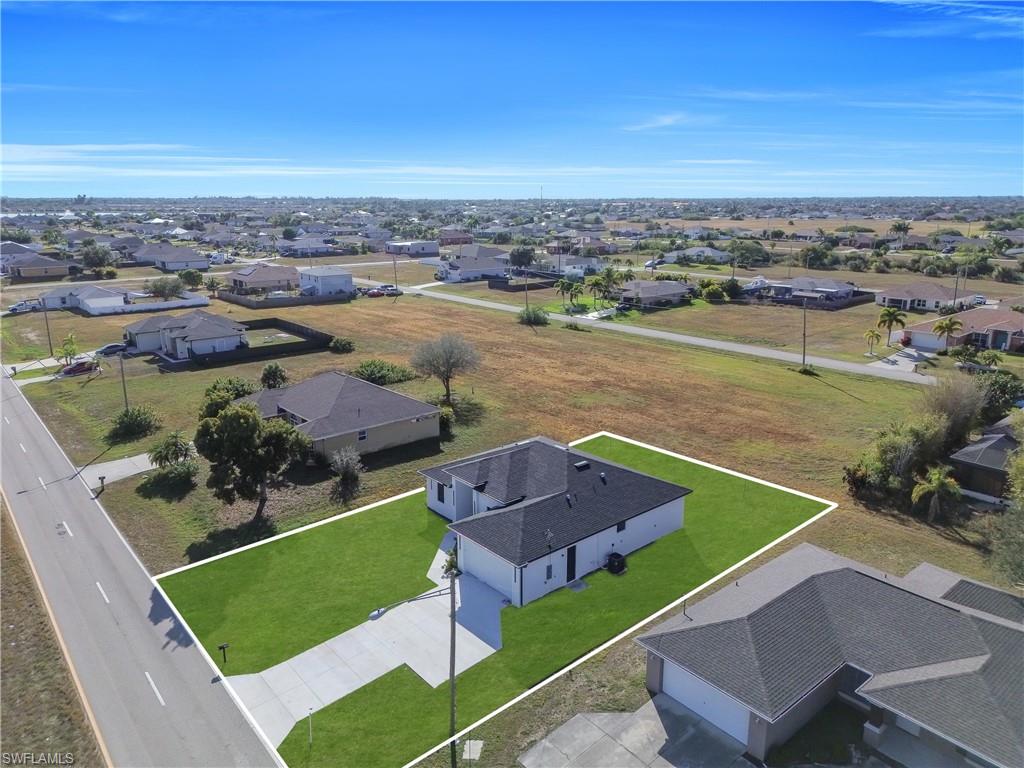 CAPE CORAL - Residential