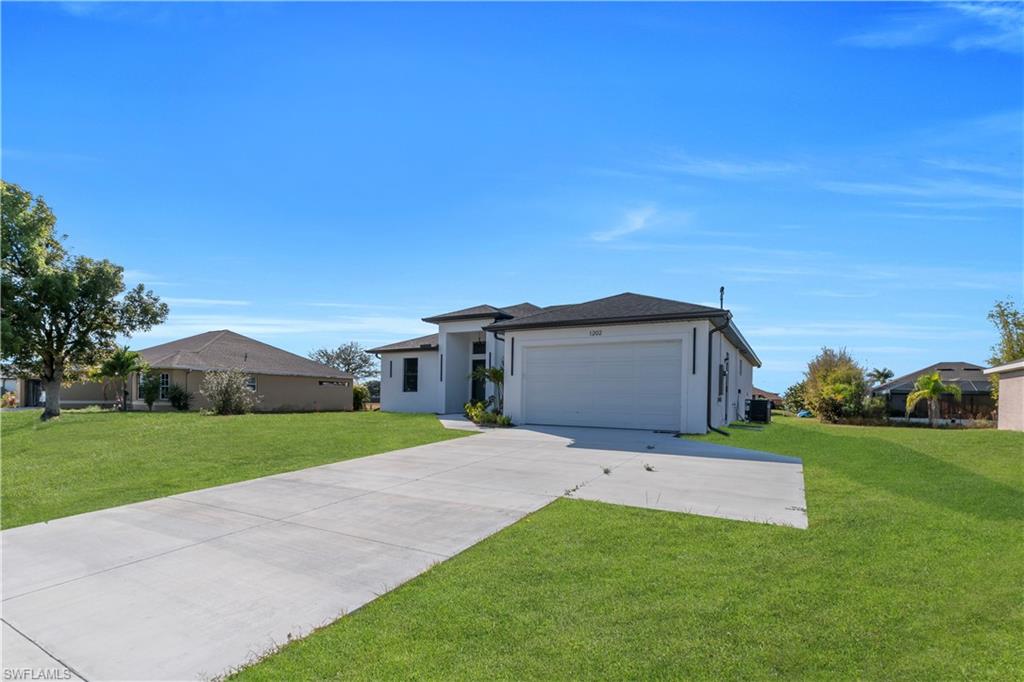 CAPE CORAL - Residential