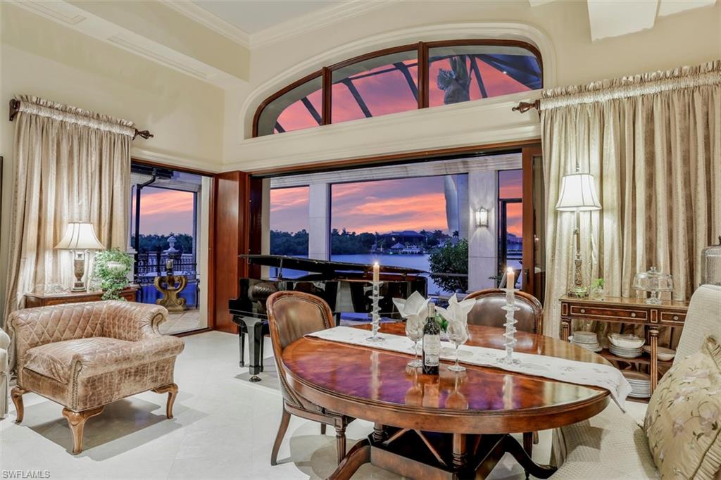 MARCO BEACH - Residential