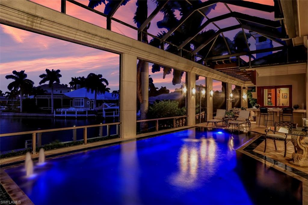 MARCO BEACH - Residential