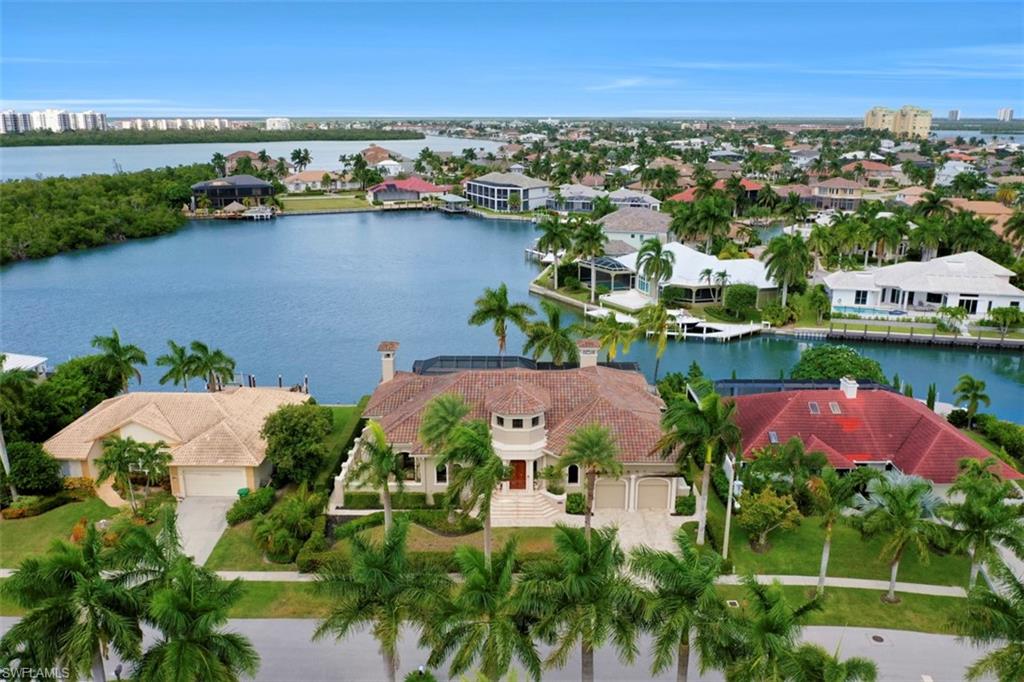 MARCO BEACH - Residential