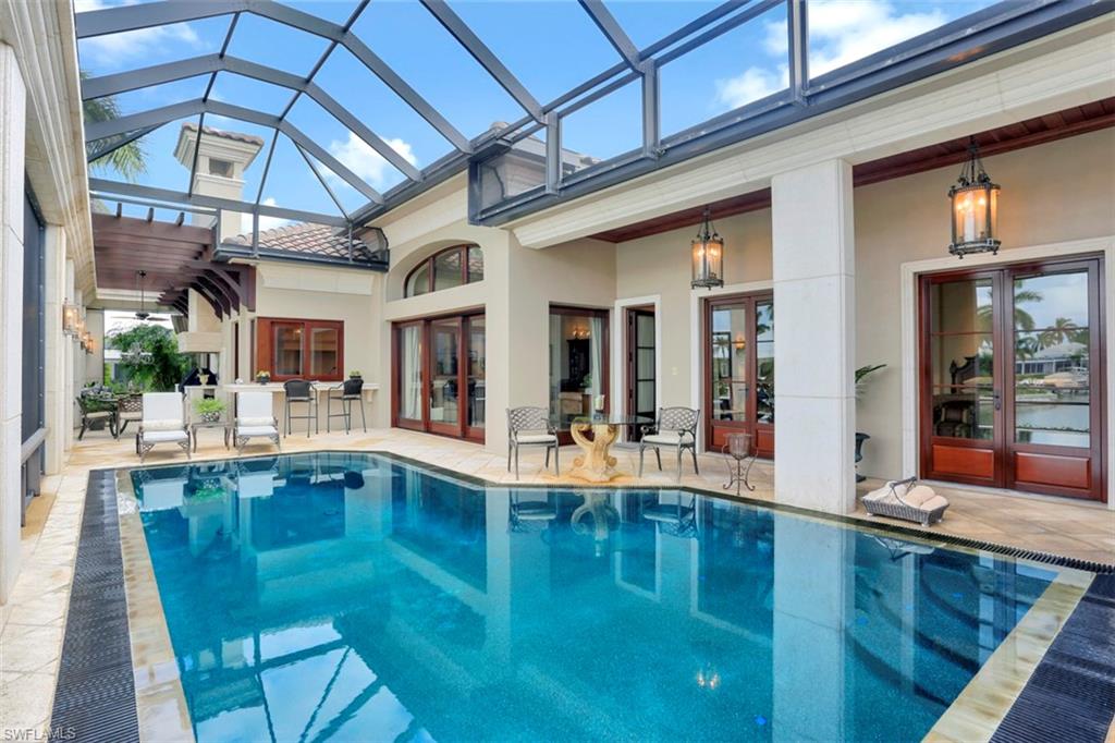 MARCO BEACH - Residential