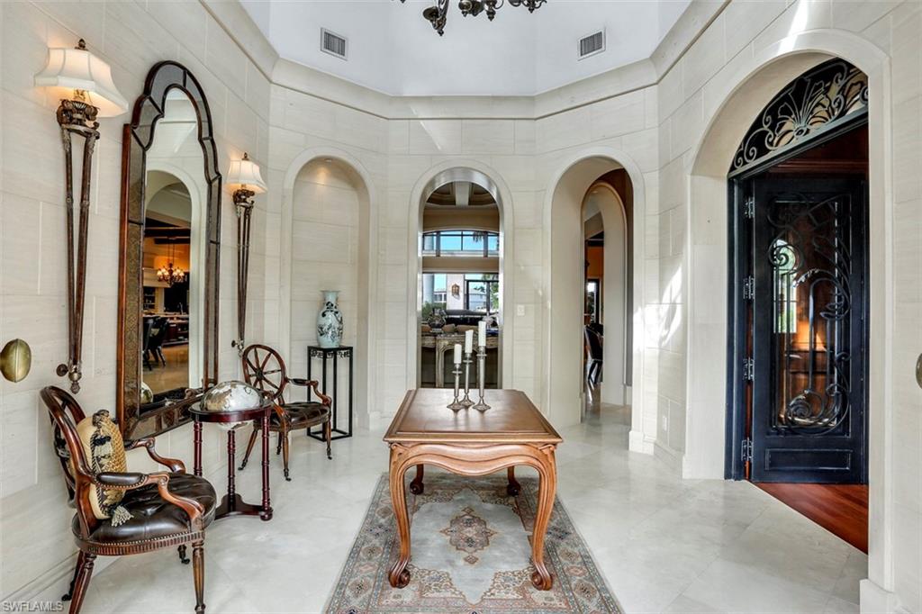 MARCO BEACH - Residential