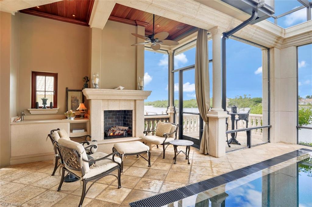 MARCO BEACH - Residential