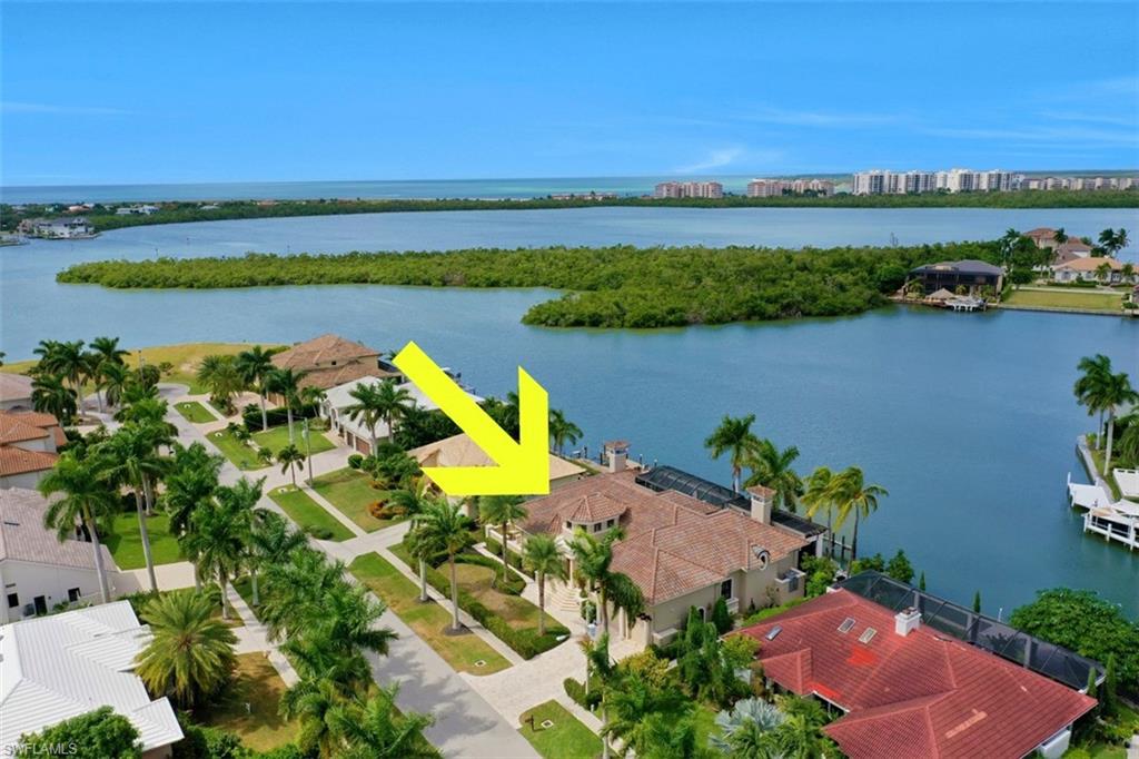 MARCO BEACH - Residential