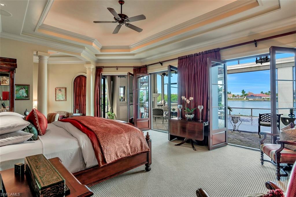 MARCO BEACH - Residential