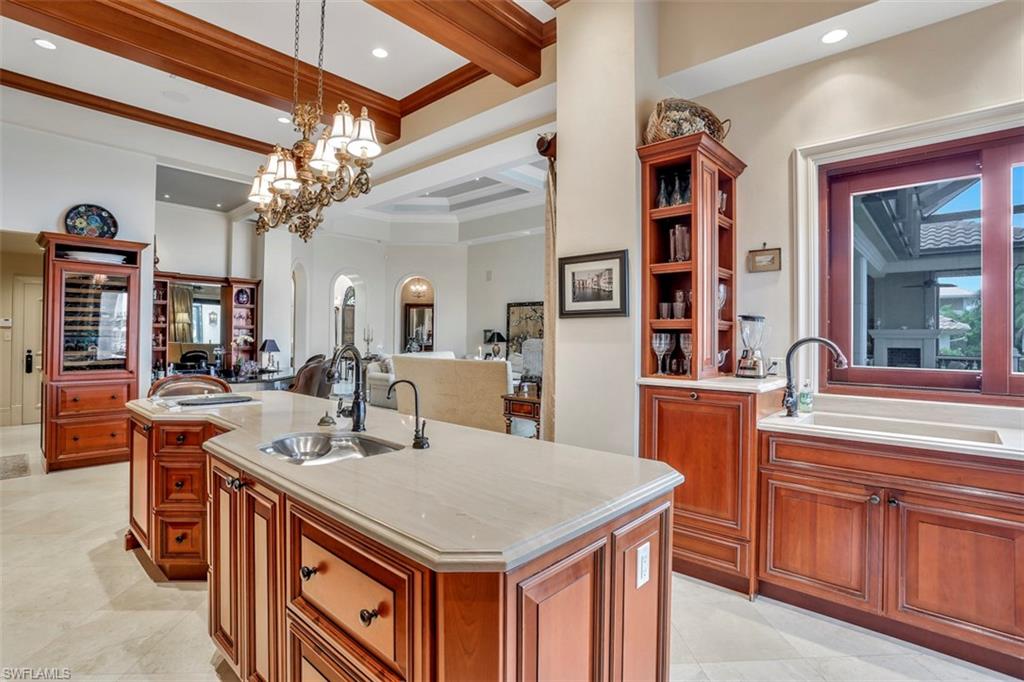 MARCO BEACH - Residential