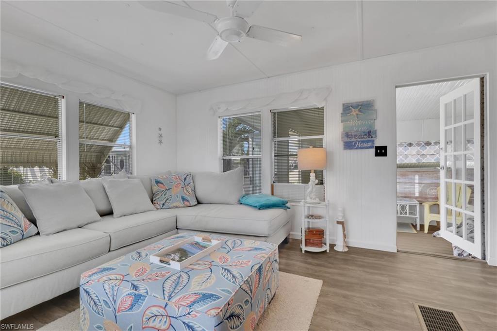 143 Moorhead MNR 143