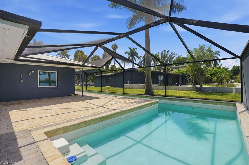 RUSSELL PARK - Residential