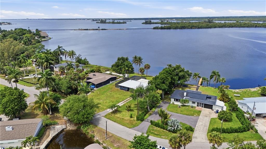 RUSSELL PARK - Residential