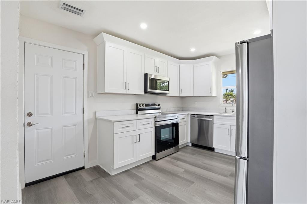 RUSSELL PARK - Residential