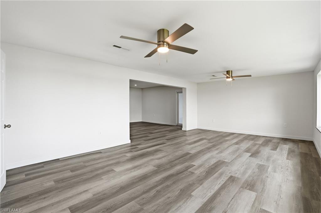 RUSSELL PARK - Residential