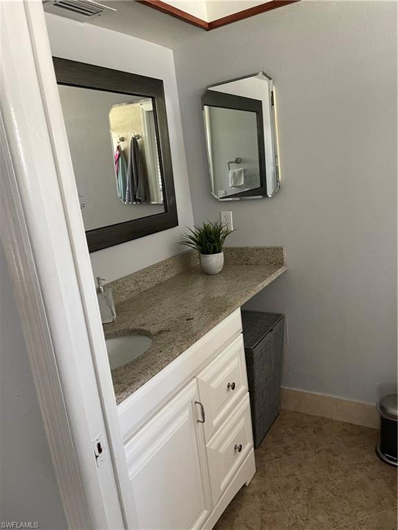 MIRROR LAKES - Residential