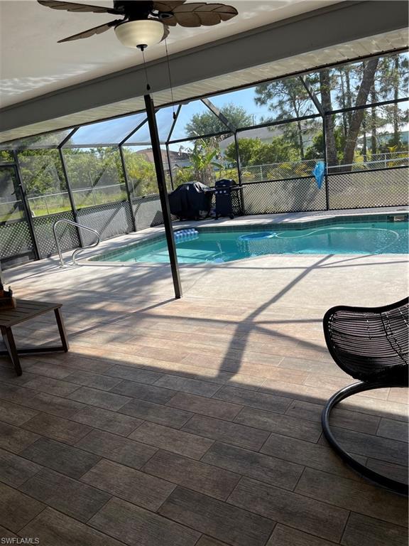 MIRROR LAKES - Residential