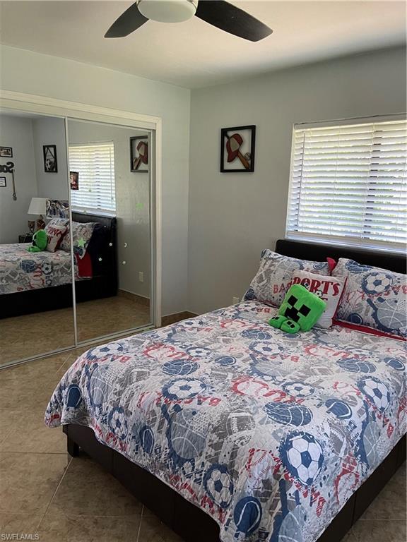 MIRROR LAKES - Residential