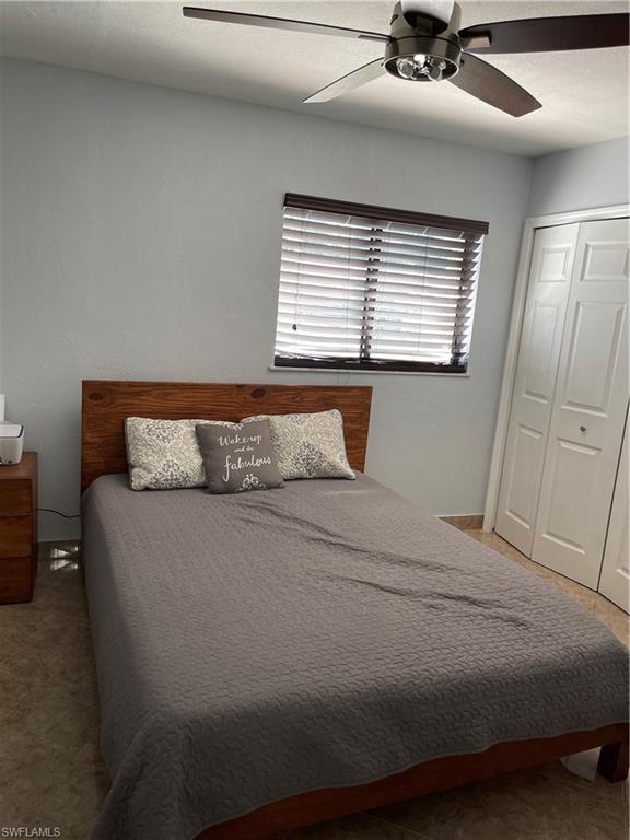 MIRROR LAKES - Residential