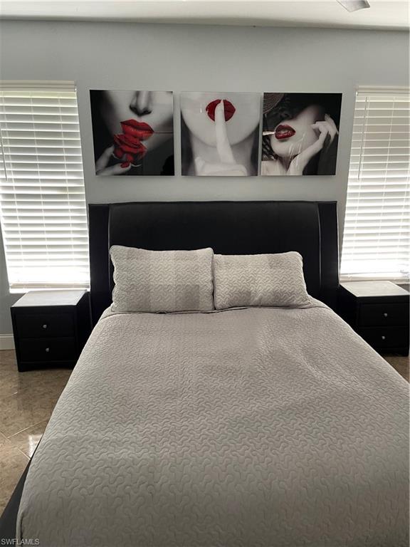 MIRROR LAKES - Residential