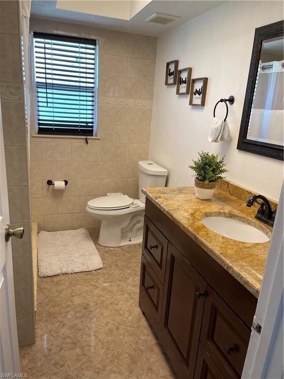 MIRROR LAKES - Residential