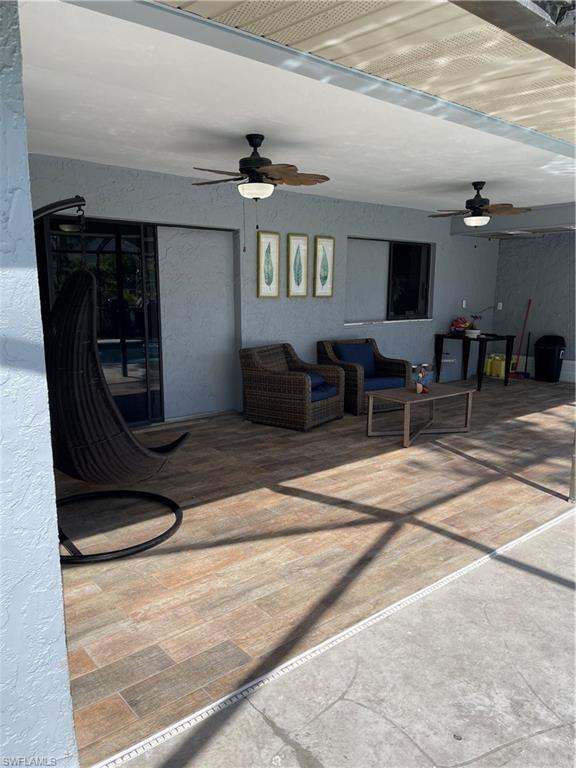 MIRROR LAKES - Residential