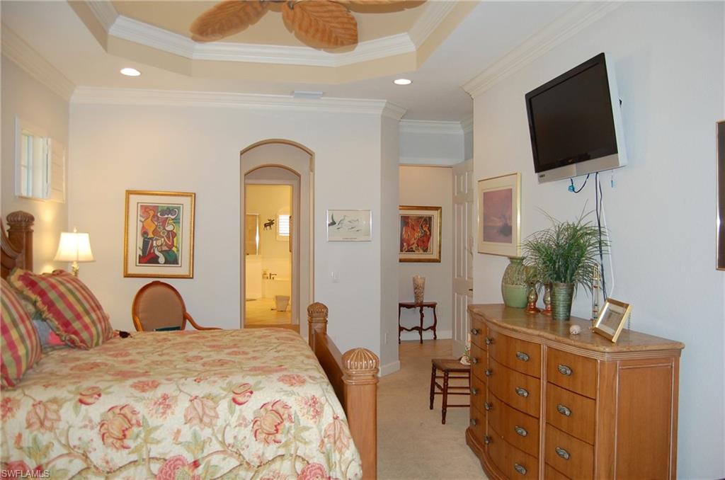 CROWN COLONY - Residential