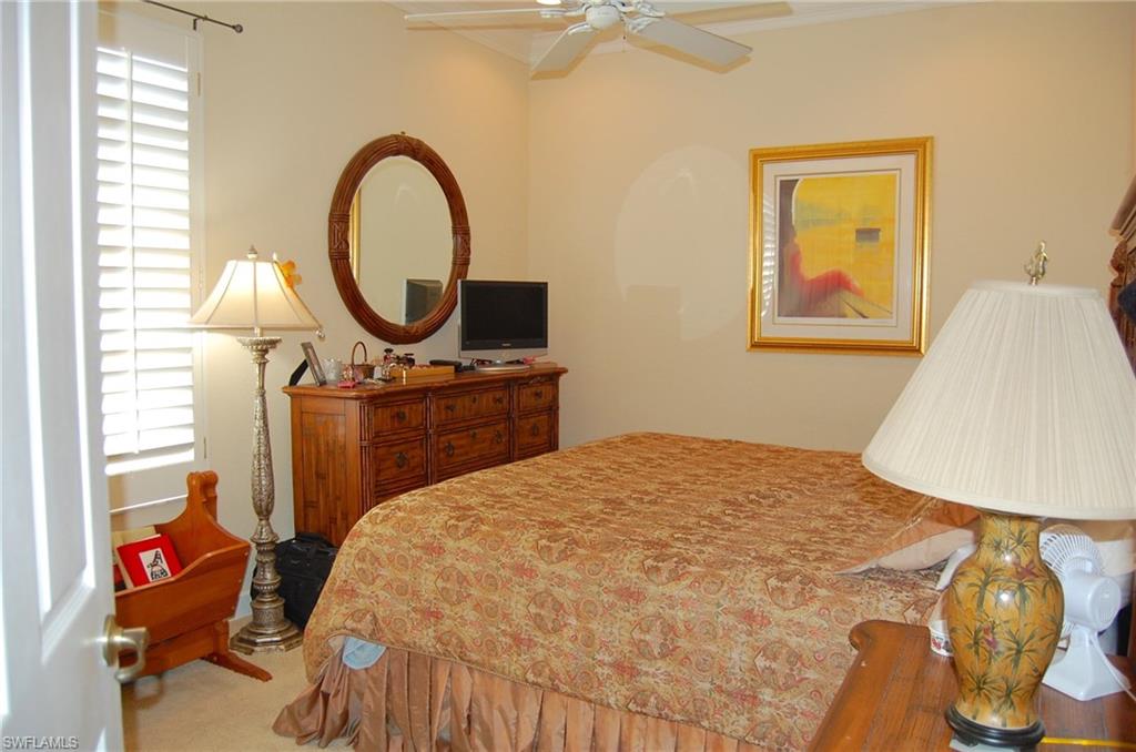 CROWN COLONY - Residential