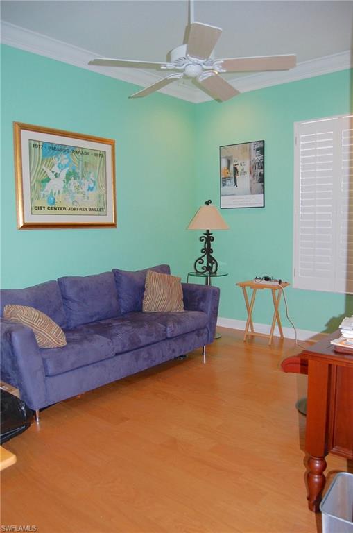 CROWN COLONY - Residential