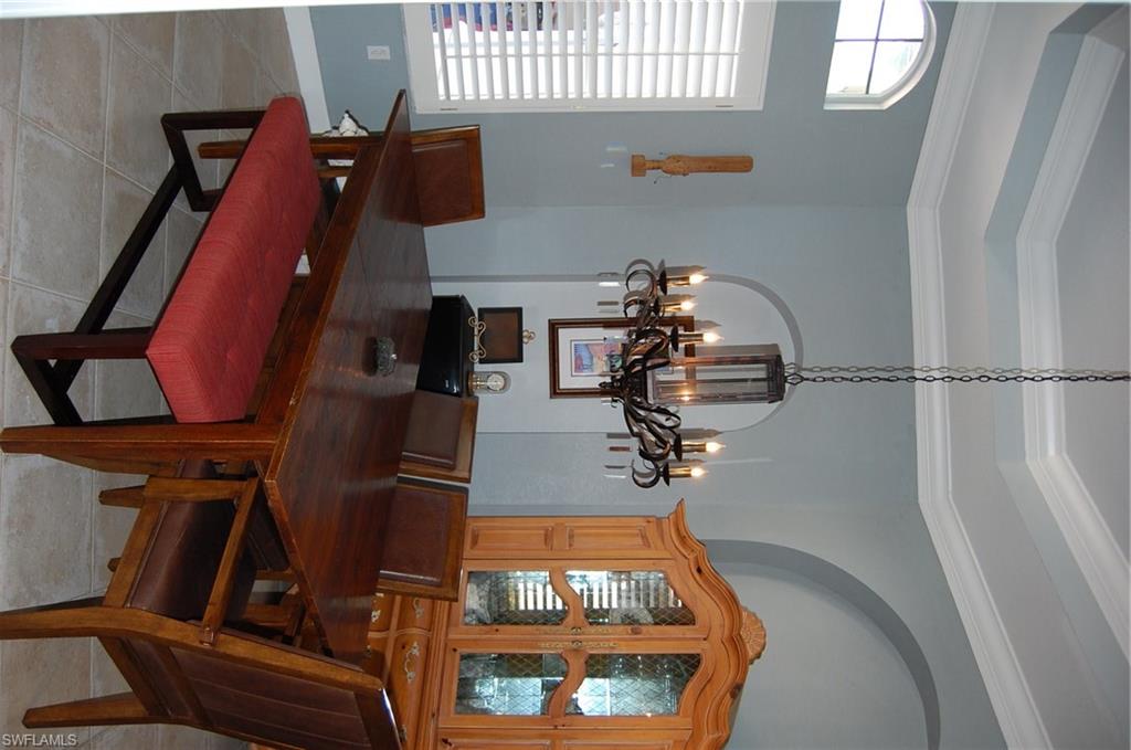 CROWN COLONY - Residential