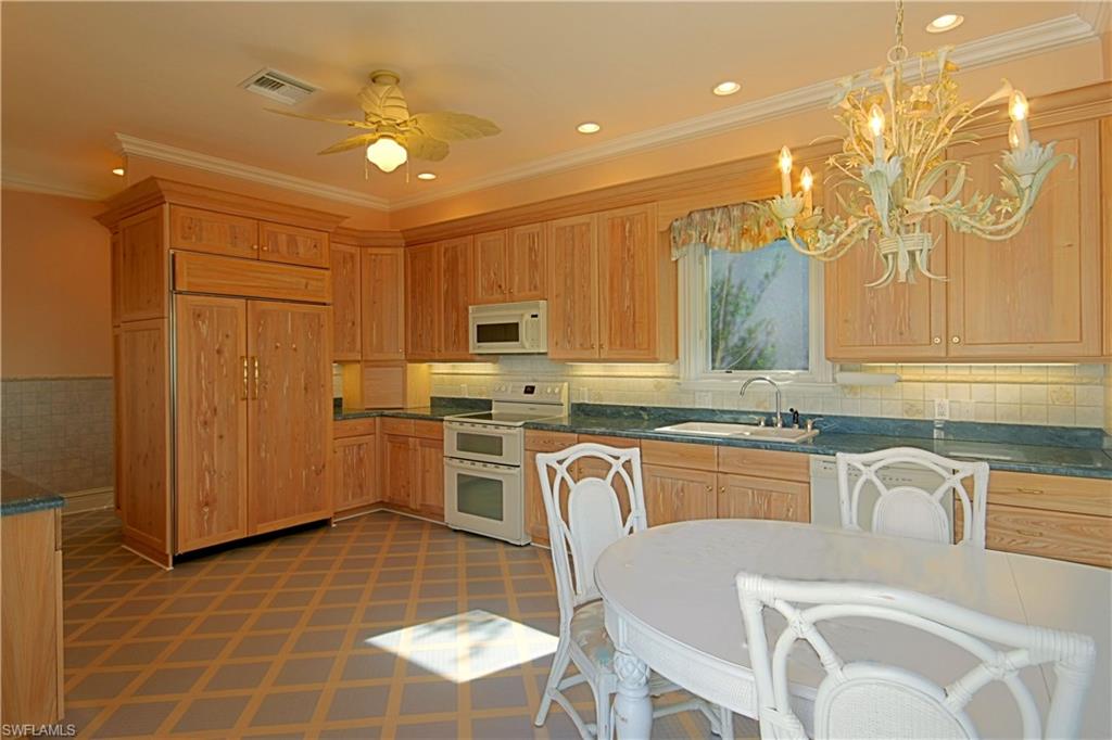 SOUTH SEAS PLANTATION RESORT - Residential