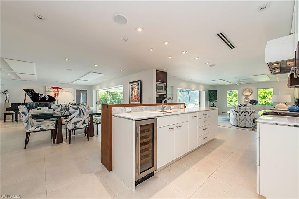 MOORINGS - Residential