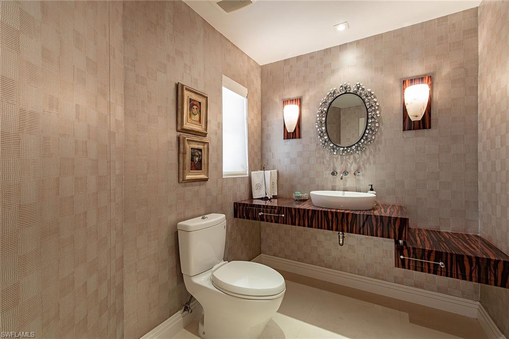 MOORINGS - Residential