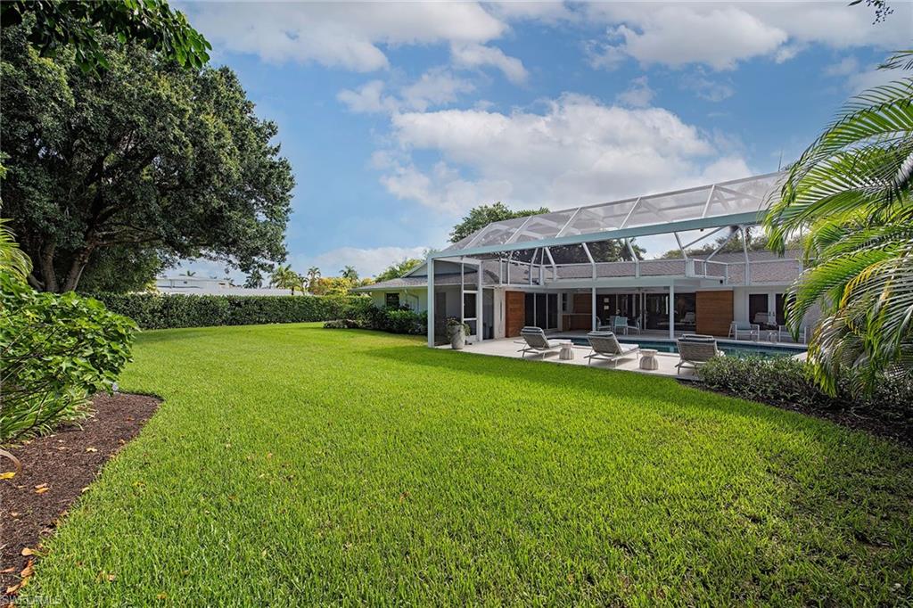 MOORINGS - Residential