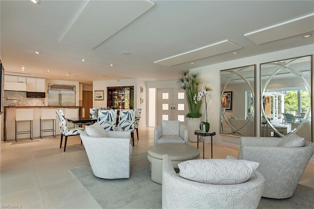 MOORINGS - Residential