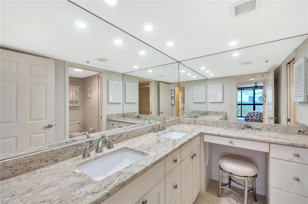 BAY HARBOR CLUB CONDO - Residential