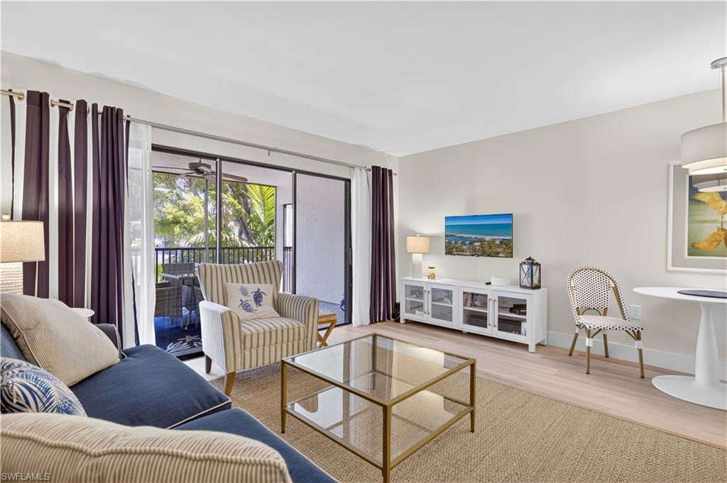 TENNIS VILLAS - Residential