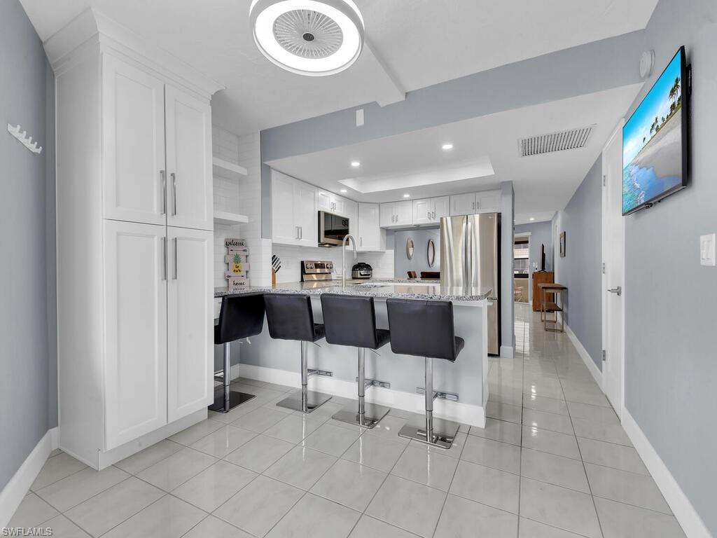 5111 Manor CT 2