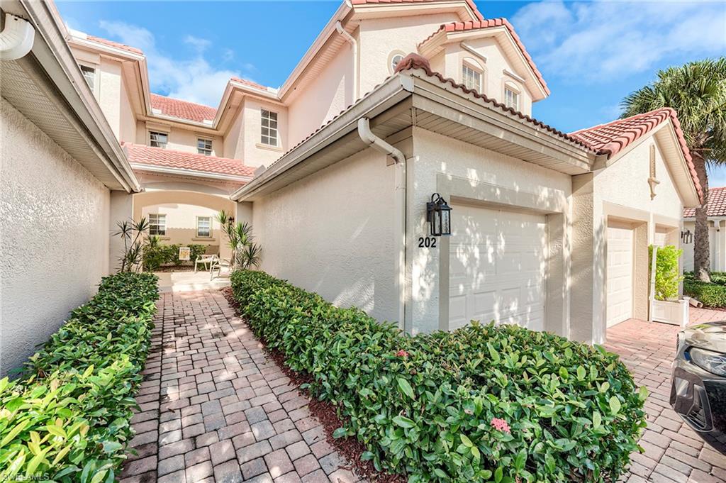 16304 Crown Arbor WAY 202