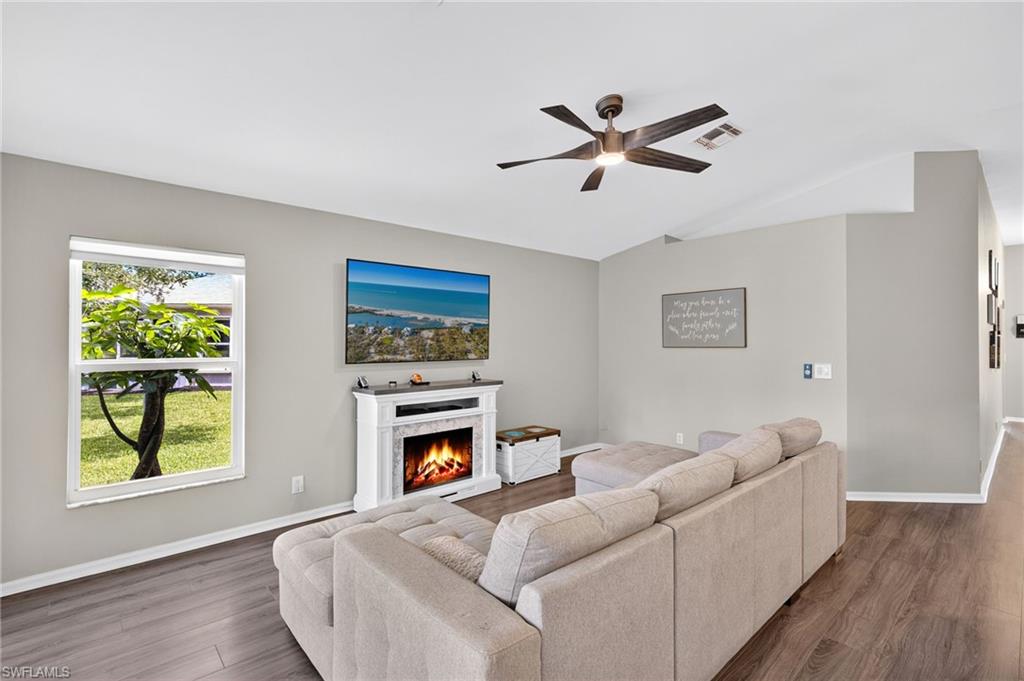 PEBBLEBROOKE LAKES - Residential