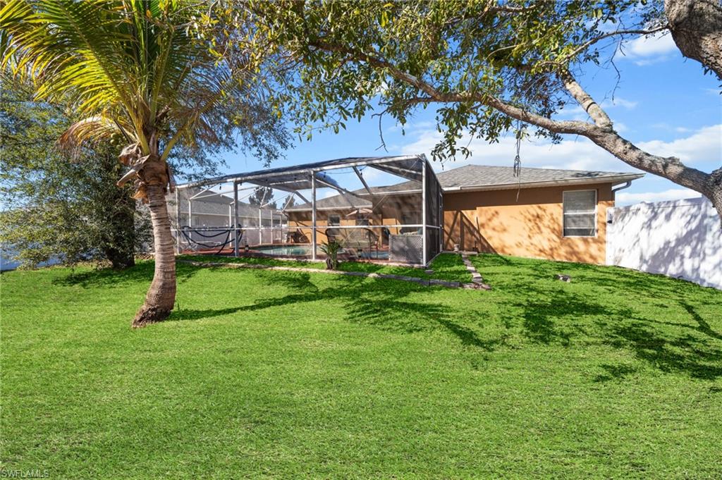 CAPE CORAL - Residential