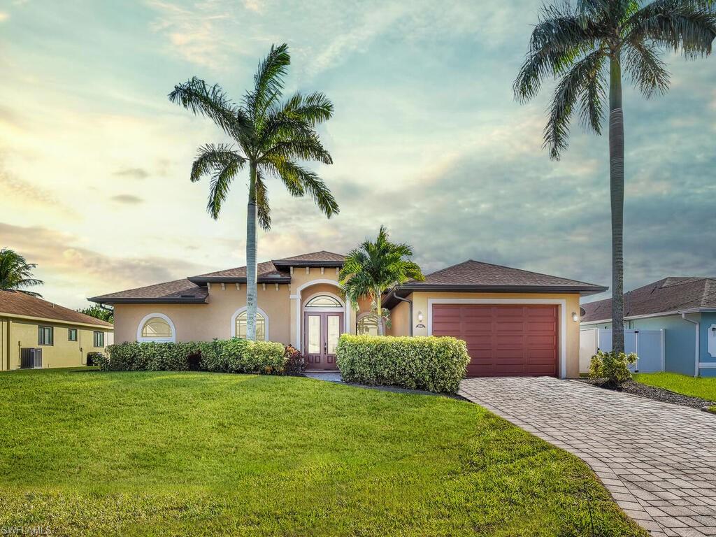 CAPE CORAL - Residential
