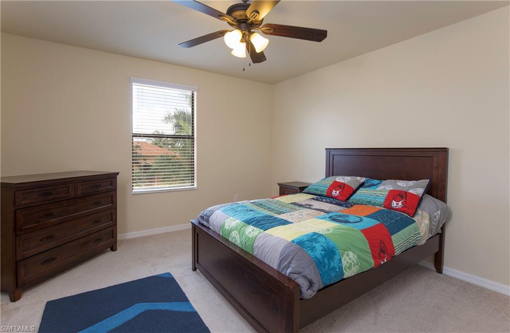 REFLECTION ISLES - Residential