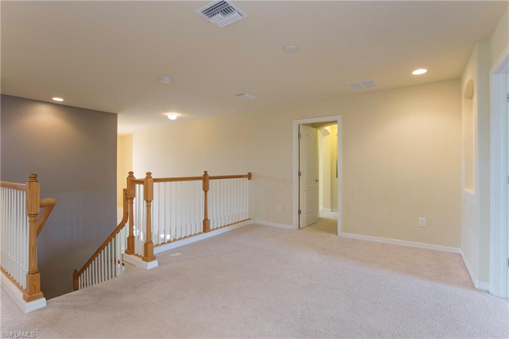 REFLECTION ISLES - Residential