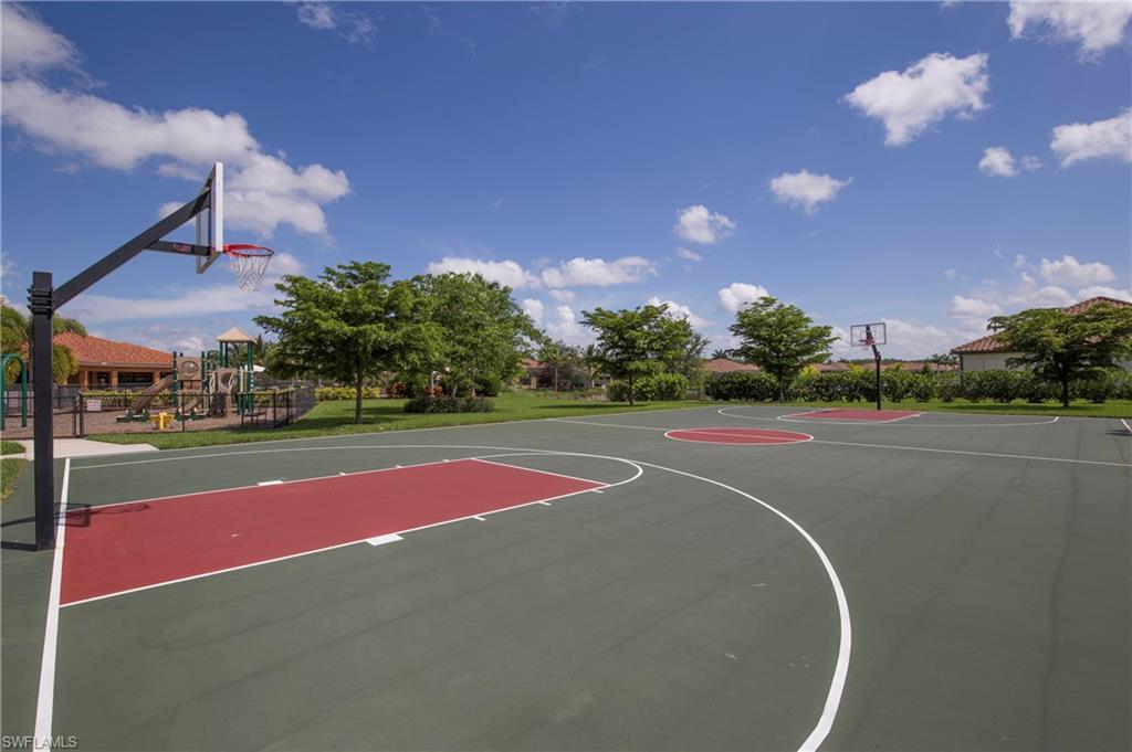 REFLECTION ISLES - Residential