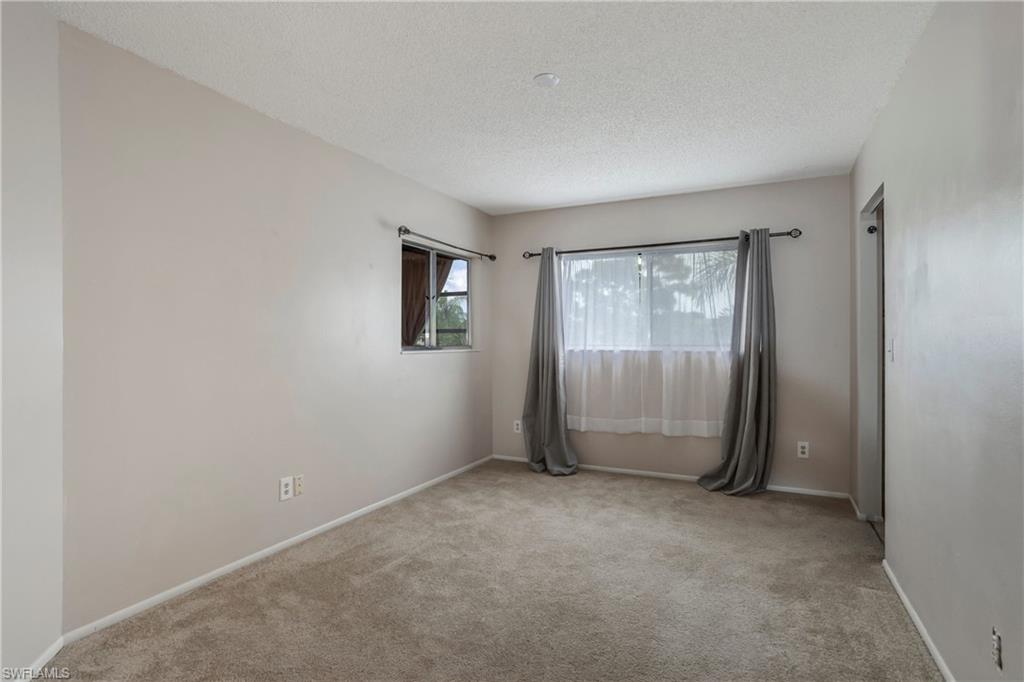 SUMMERLIN WOODS - Residential