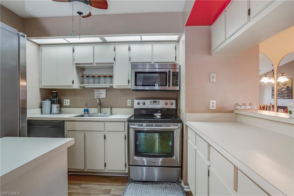 SUMMERLIN WOODS - Residential