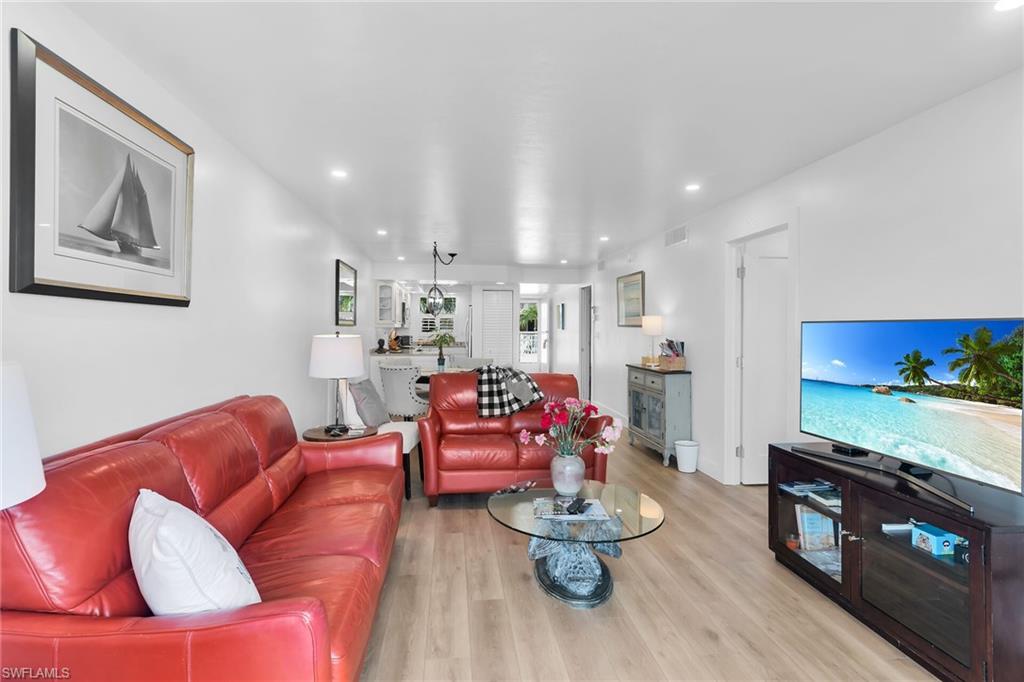 VILLE DE MARCO - Residential