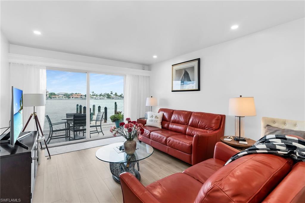 VILLE DE MARCO - Residential