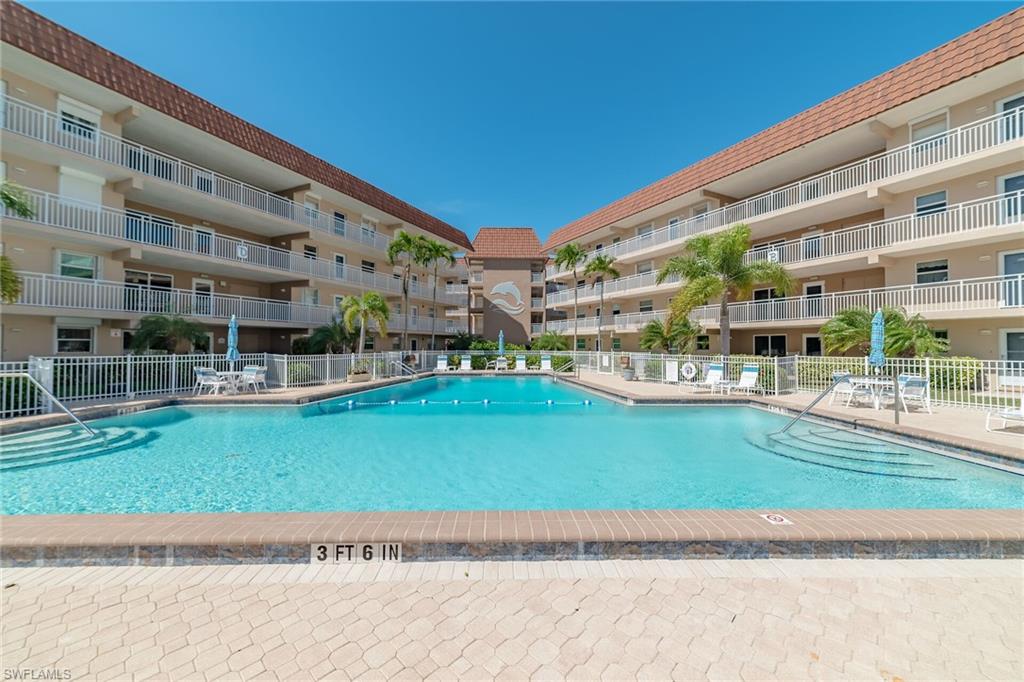 VILLE DE MARCO - Residential