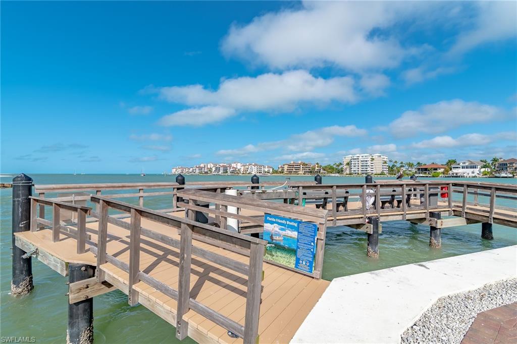 VILLE DE MARCO - Residential